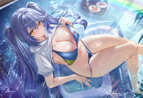 泳池里的默契训练