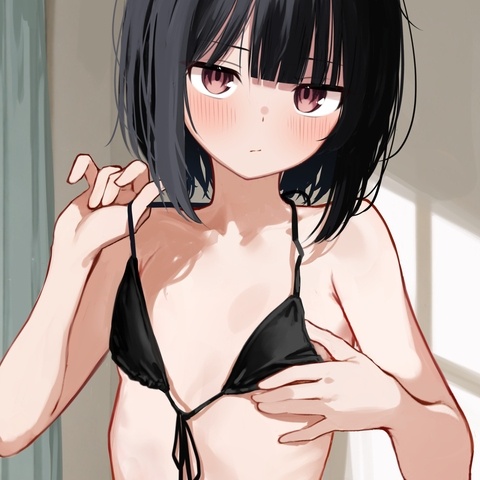 「水着ってこれ&hellip;ほぼ紐なんだけど&hellip;」